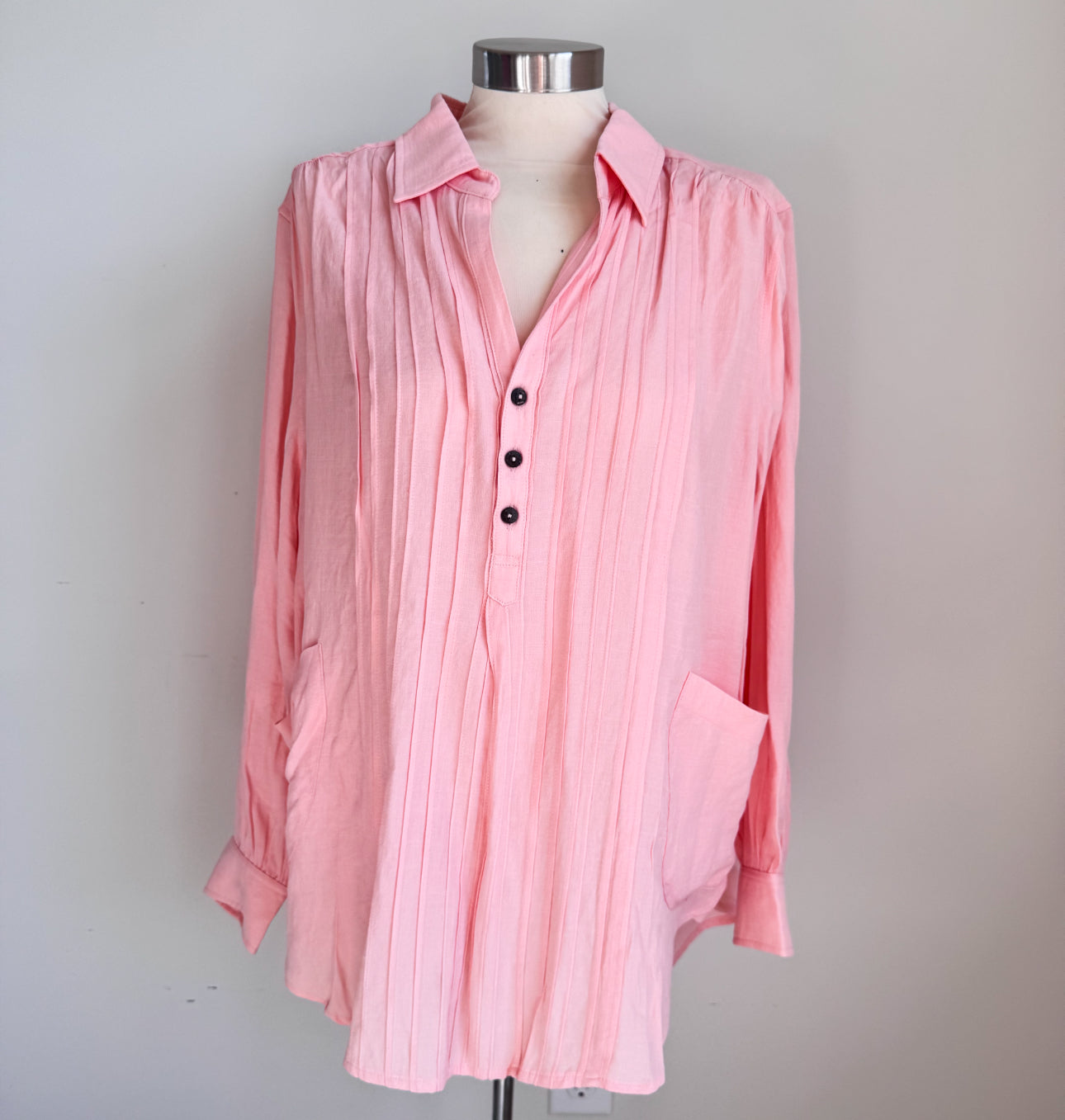 Linen 3/4 button down Top