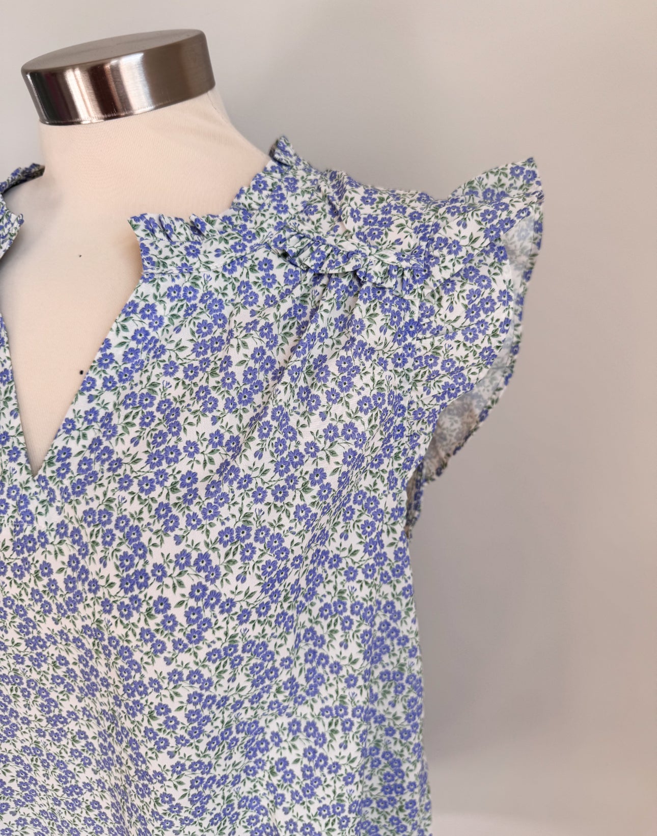 Floral V-neck Top