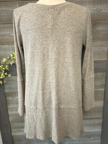 Long Sleeve hi-low sweater