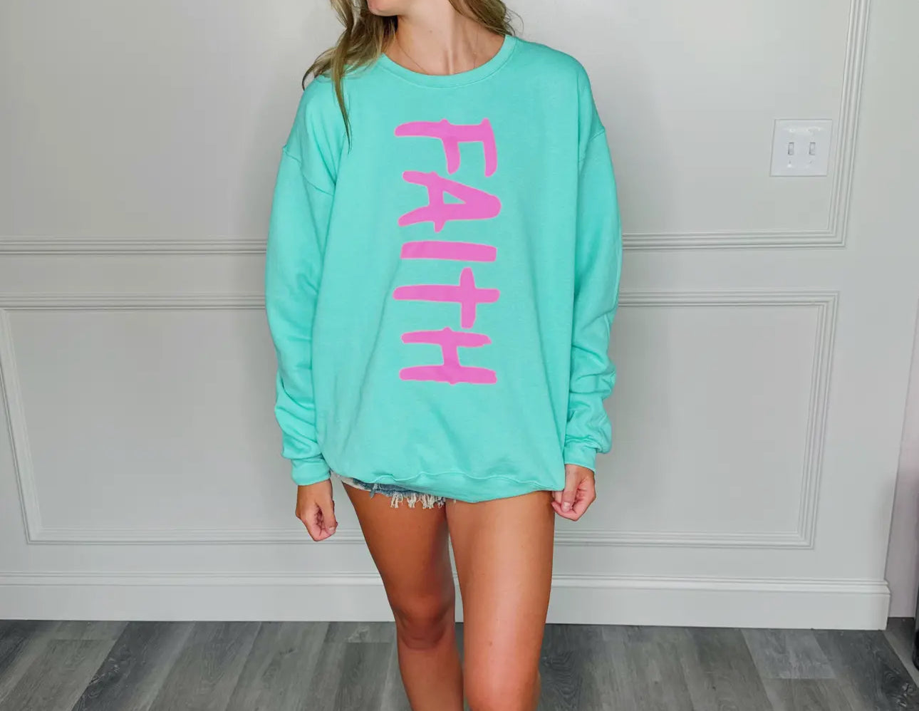 Faith Graphic Tee