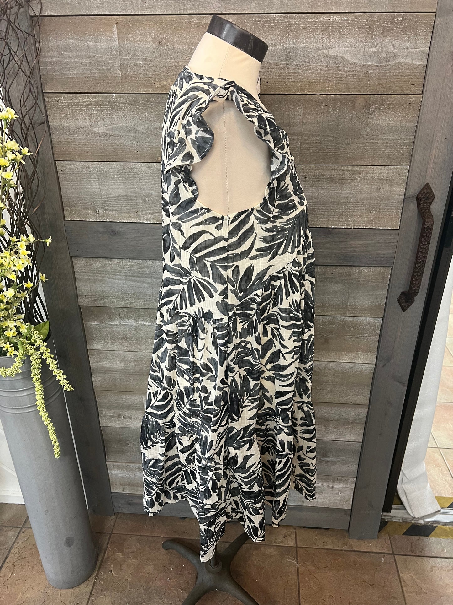 Black and White Palm Leaf Dress